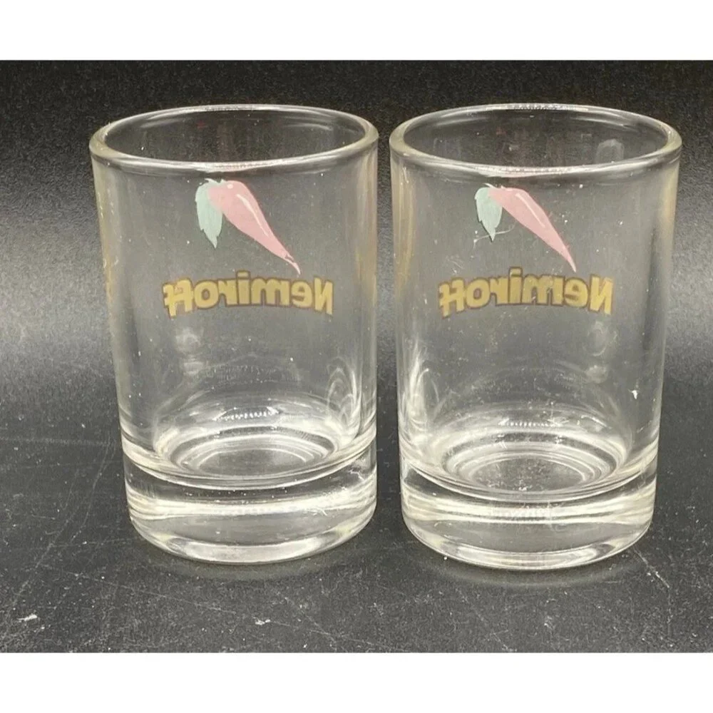 Nemiroff Ukrainian Honey Pepper Vodka 2 Shot Glasses Logo Ukraine